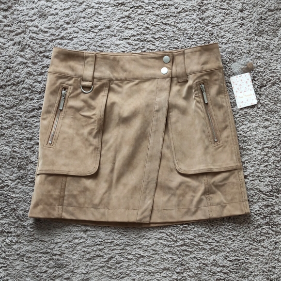 NWT Free People Distressed Tan / Camel Suede-Like Mini Skirt - Picture 1 of 10
